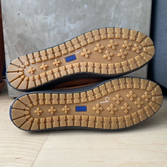 Keds Brown Suede High Top Velvet Tie Zip Up Boots - Picture 7 of 10